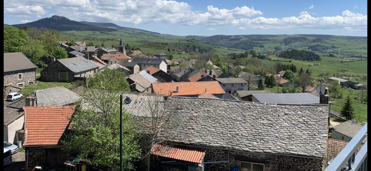 Auberge De La Tour Freycenet-la-Tour Eksteriør bilde