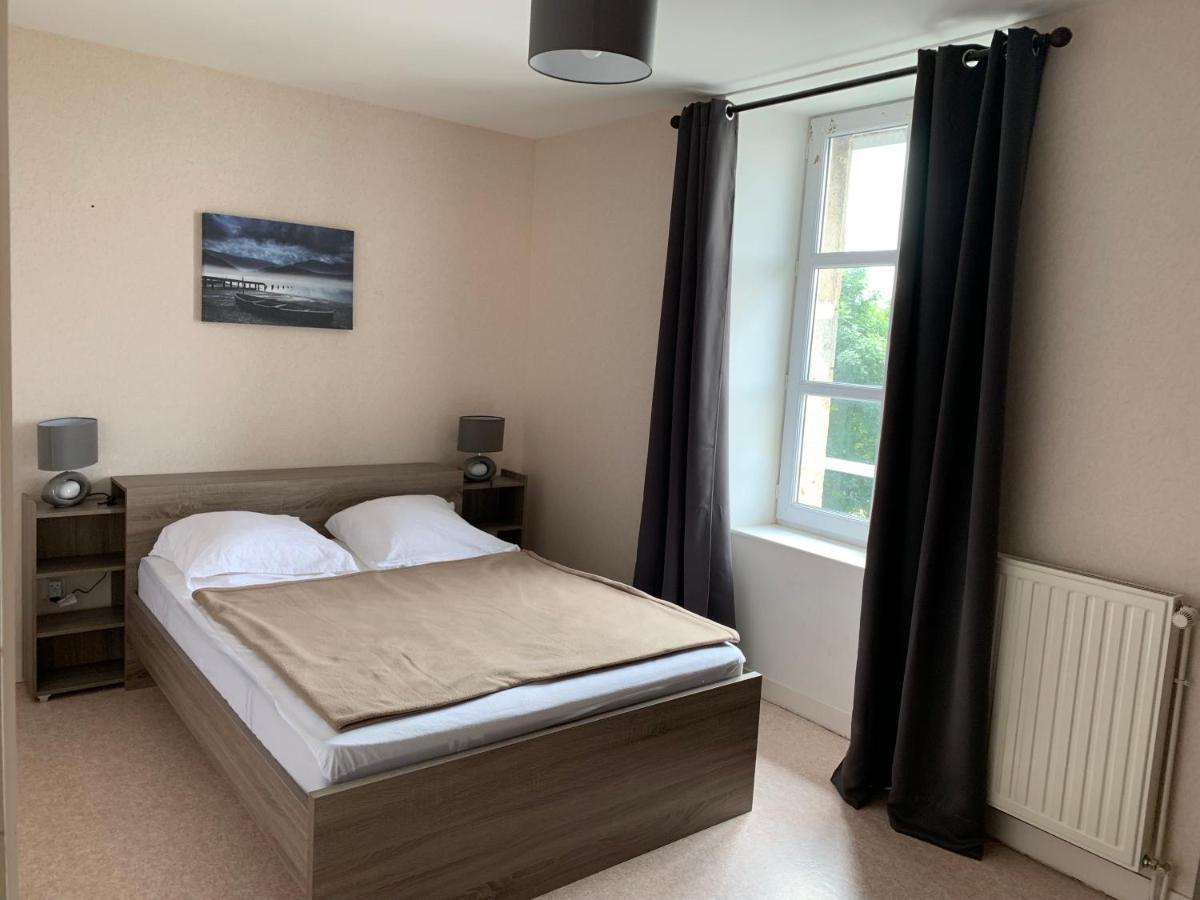 Auberge De La Tour Freycenet-la-Tour Eksteriør bilde